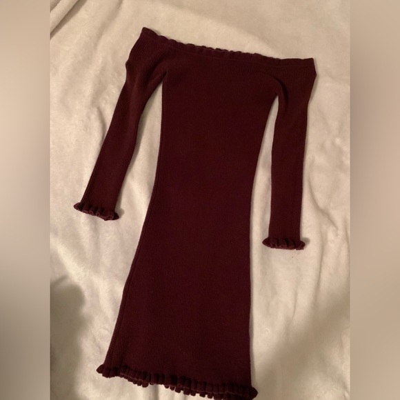 OS - very stretchy - Picture 1 of 2